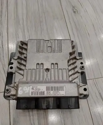 Peugeot 508 Engine control unit/module ECU 9676760880