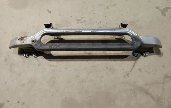 Peugeot 407 Front bumper cross member