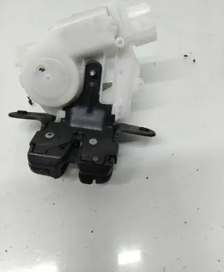 Toyota Auris E180 Tailgate/trunk/boot lock/catch/latch 
