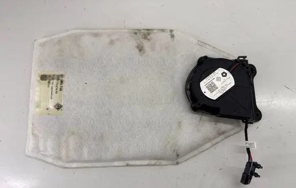 Chrysler Pacifica Seat fan/blower 68229493AB 68229487AF