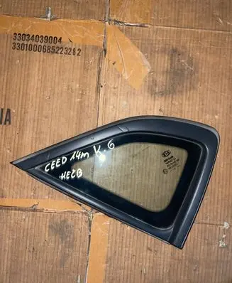 KIA Ceed Rear side window