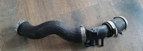 Ford B-MAX Intercooler hose/pipe C1B16F075AB BV619F479AA
