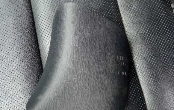 Mazda CX-5 (B) pillar trim (bottom) KD4568381