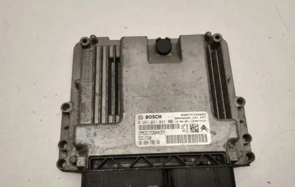 Peugeot 2008 I Engine control unit/module 9809478580