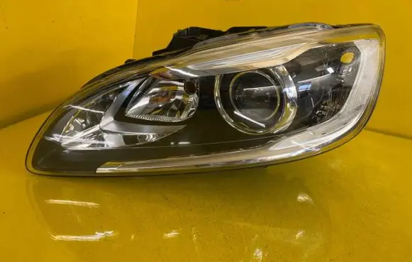 Volvo S60 Headlight/headlamp 31420253