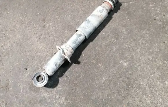 Toyota Prius (XW20) Rear shock absorber/damper 
