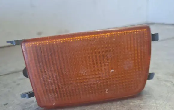 Front indicator light