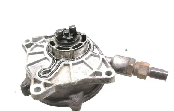 SsangYong Rodius Vacuum pump A6652300465