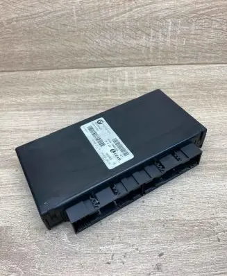 BMW 5 E60 E61 Central body control module 6985364 KGME6X Used