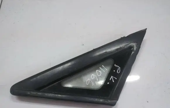 Subaru B9 Tribeca Front triangle window/glass AS2