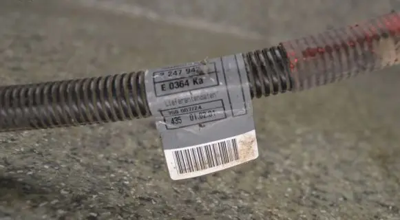 BMW 5 E39 Positive cable (battery) 759007Z4 2247943 2247942