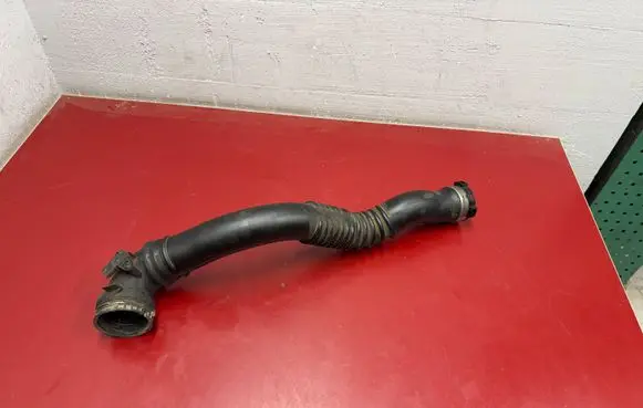 BMW X3 F25 Intercooler hose/pipe 7597592 7605044 8608734