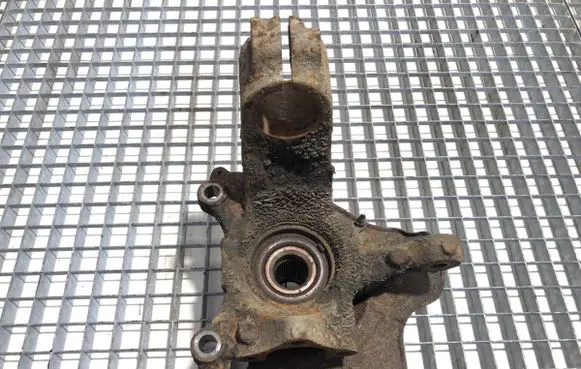 Fiat Ducato Front wheel hub spindle knuckle