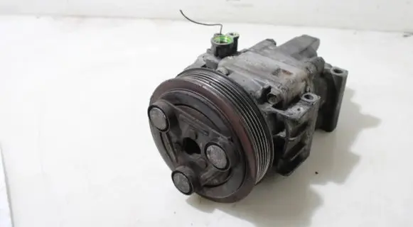 Mazda CX-7 Air conditioning (A/C) compressor (pump)