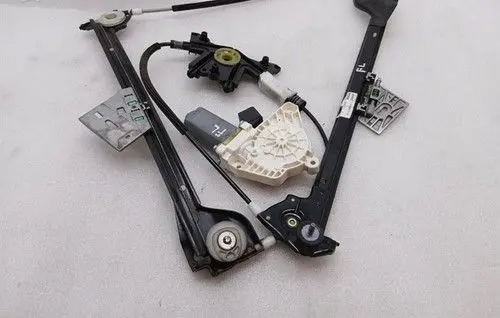 McLaren 675LT Spider Front door electric window regulator 11A1565CP