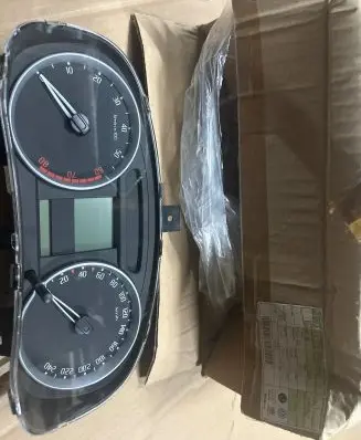 Skoda Roomster (5J) Speedometer (instrument cluster) 5J0920821B 2608038 F0062