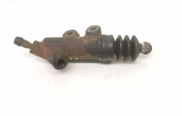 Honda CRX Clutch slave cylinder 