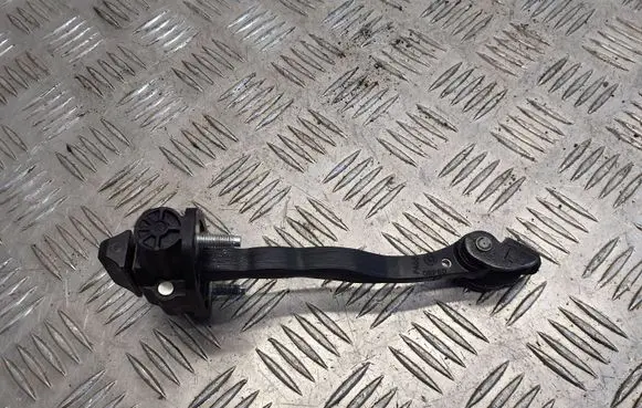 Ford Focus Front door check strap stopper