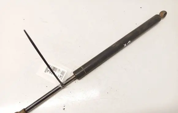 Dodge Magnum Tailgate/trunk strut/damper 331180812