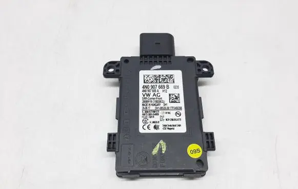 Audi A8 S8 D5 Distronic sensor radar 4N0907669B