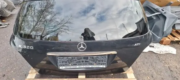 Tailgate/trunk/boot lid