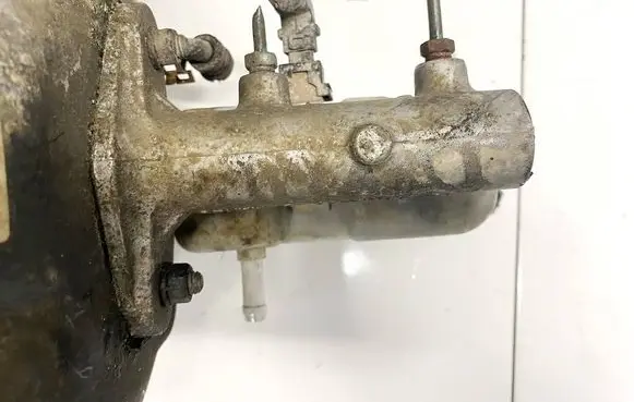 Master brake cylinder