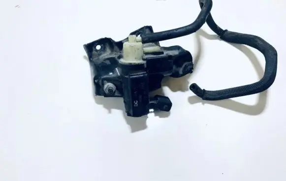 Renault Megane III Turbo solenoid valve 8200790180 16t197