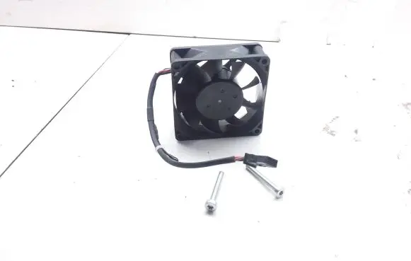 BMW 5 F10 F11 Engine control unit/module fan 6515698307502 698307502