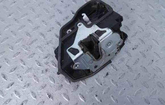 Front door lock