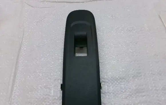 Opel Combo E Electric window control switch 9816791877