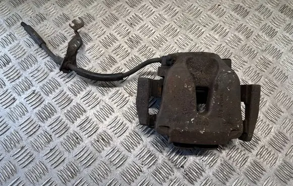BMW X5 E70 Front brake caliper 7496079