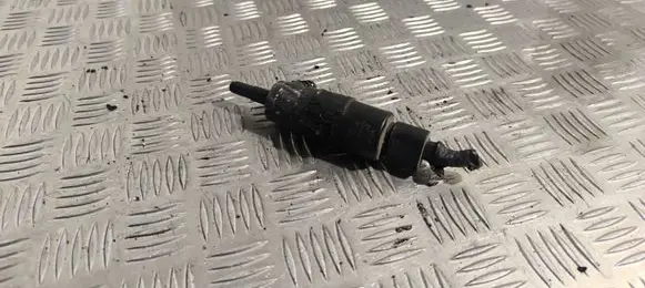 Audi A6 S6 C6 4F Headlight washer pump 3B7955681
