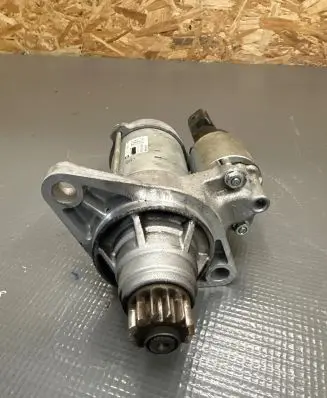 Skoda Fabia Mk4 (6VA) Starter motor 0AM911024A 4380000204