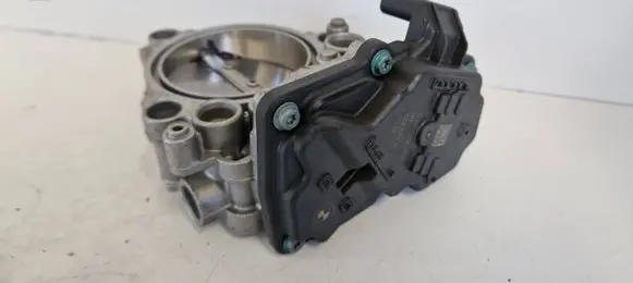 BMW 3 F30 F35 F31 Throttle valve A2C15022500 8623324 02704