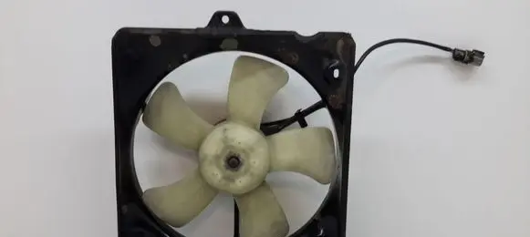 Toyota Avensis T220 Radiator cooling fan shroud 1671227020
