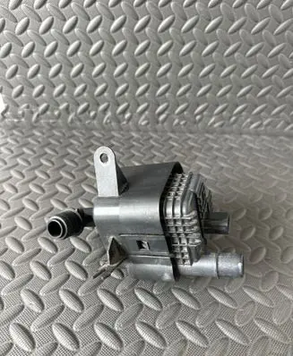 Active carbon filter fuel vapour canister