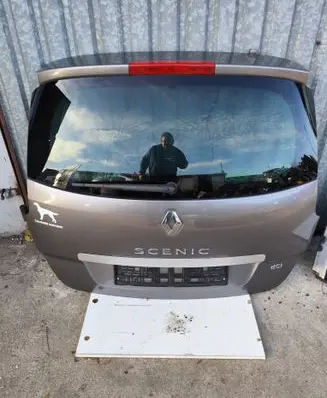 Tailgate/trunk/boot lid