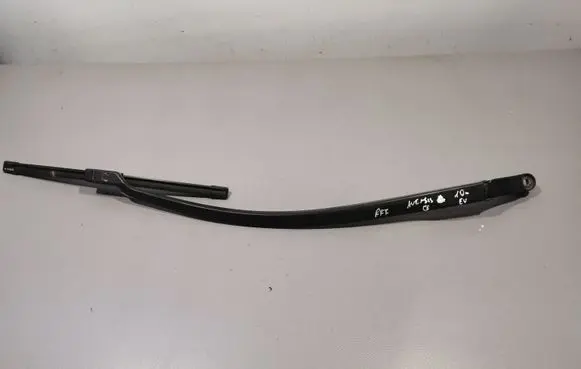 Toyota Avensis T270 Windshield/front glass wiper blade 