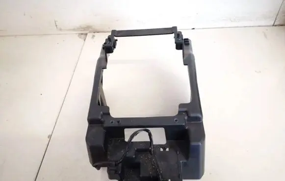 Mitsubishi Outlander Other interior part 8011a167