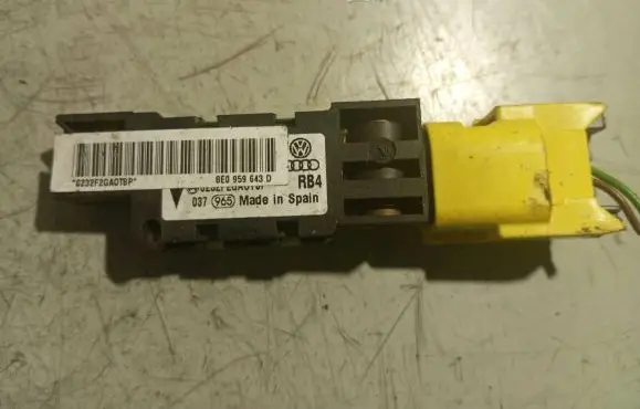 Volkswagen Phaeton Airbag deployment crash/impact sensor 8E0959643D