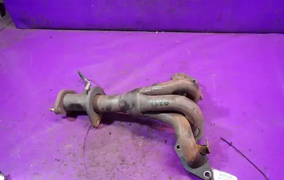 Ford Mondeo Mk III Exhaust manifold