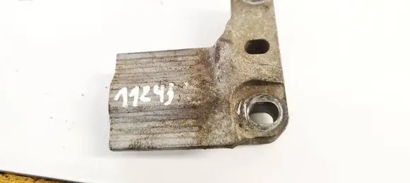 Seat Altea Engine mounting bracket