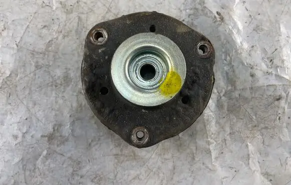 Volkswagen Polo IV 9N3 Front upper strut mount 6N0412331 6N0412331E