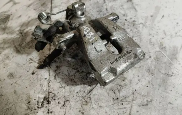 Ford S-MAX Rear brake caliper 8504A