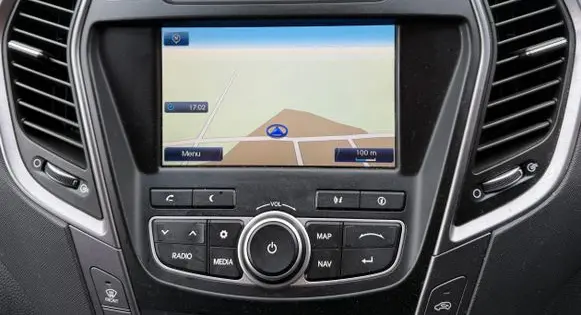Hyundai Santa Fe Radio/CD/DVD/GPS head unit 965602W200