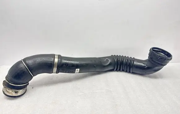BMW 3 E90 E91 Intercooler hose/pipe 7798440