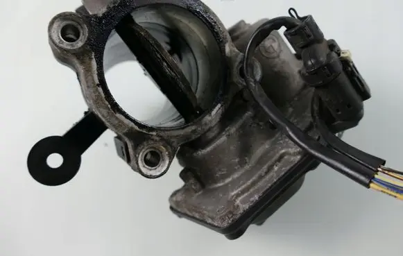 Mini Cooper Countryman R60 Throttle valve 7810752