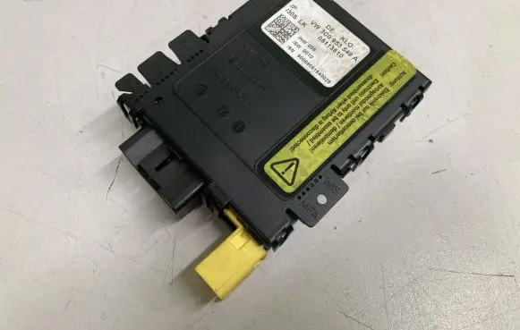 Volkswagen PASSAT B6 Steering angle sensor 3C0953549A