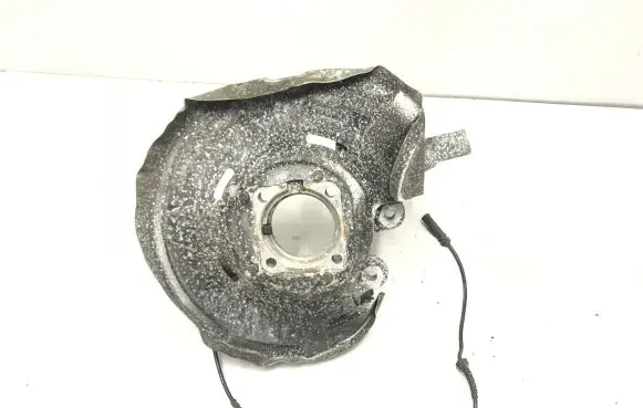BMW 5 F10 F11 Rear wheel hub 6796100