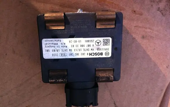 Mercedes-Benz Sprinter W907 W910 Distronic sensor radar 